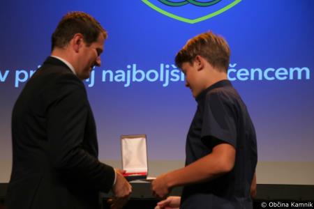  Župan je podelil priznanja najboljšim učenkam, učencem, dijakinjam in dijakom (43)